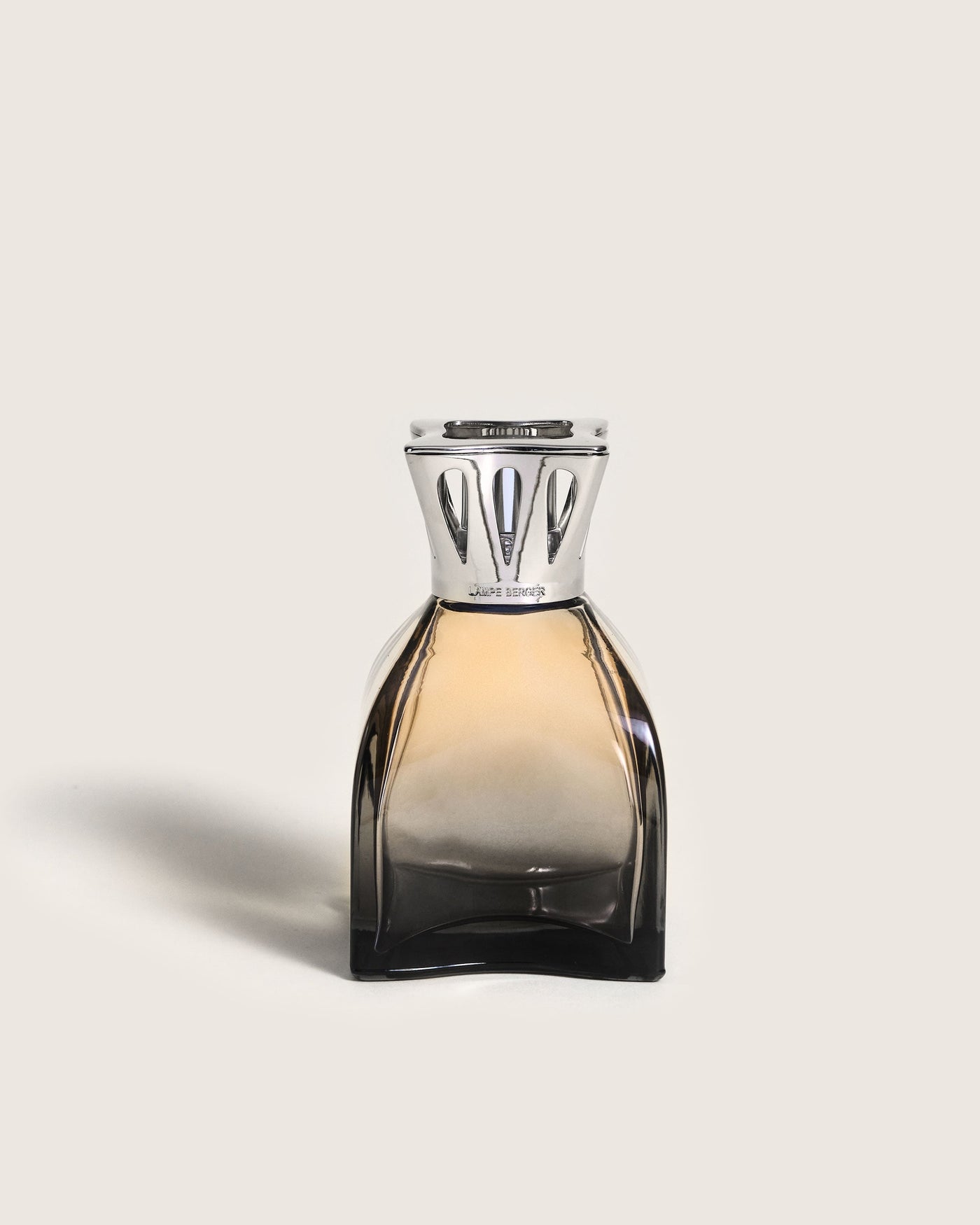 Nude Lilly Lamp