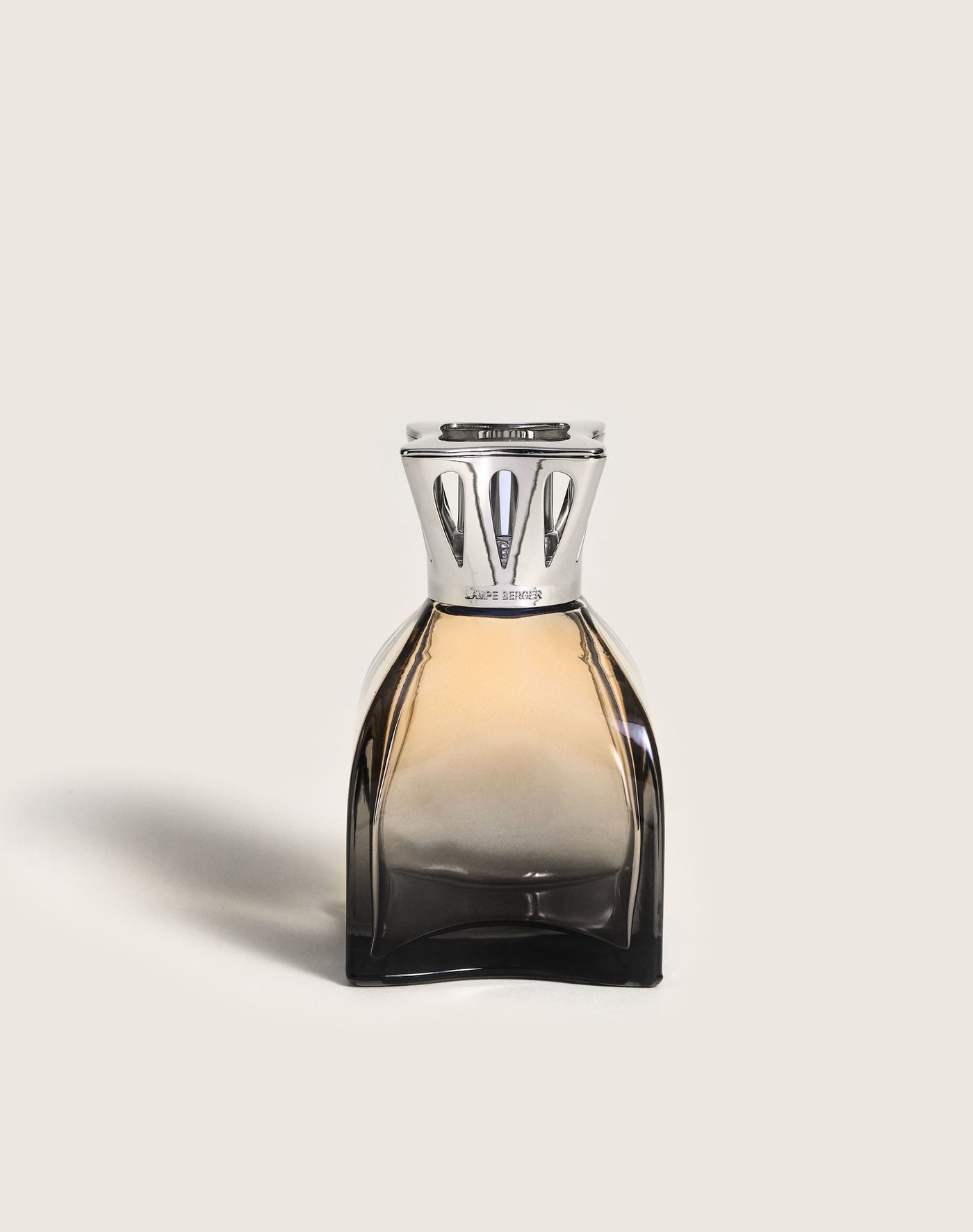 Nude Lilly Lamp