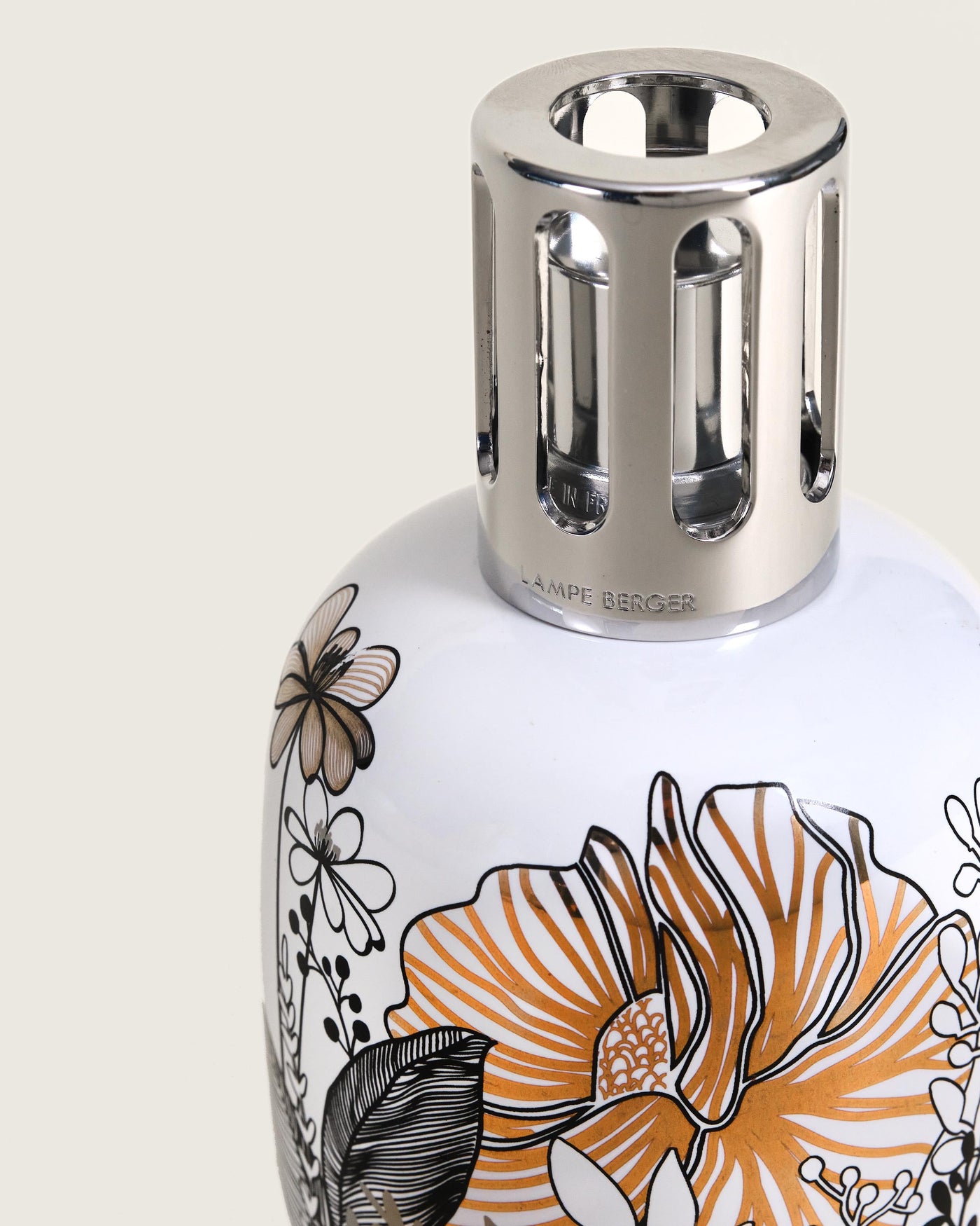 White Vegetal Porcelain